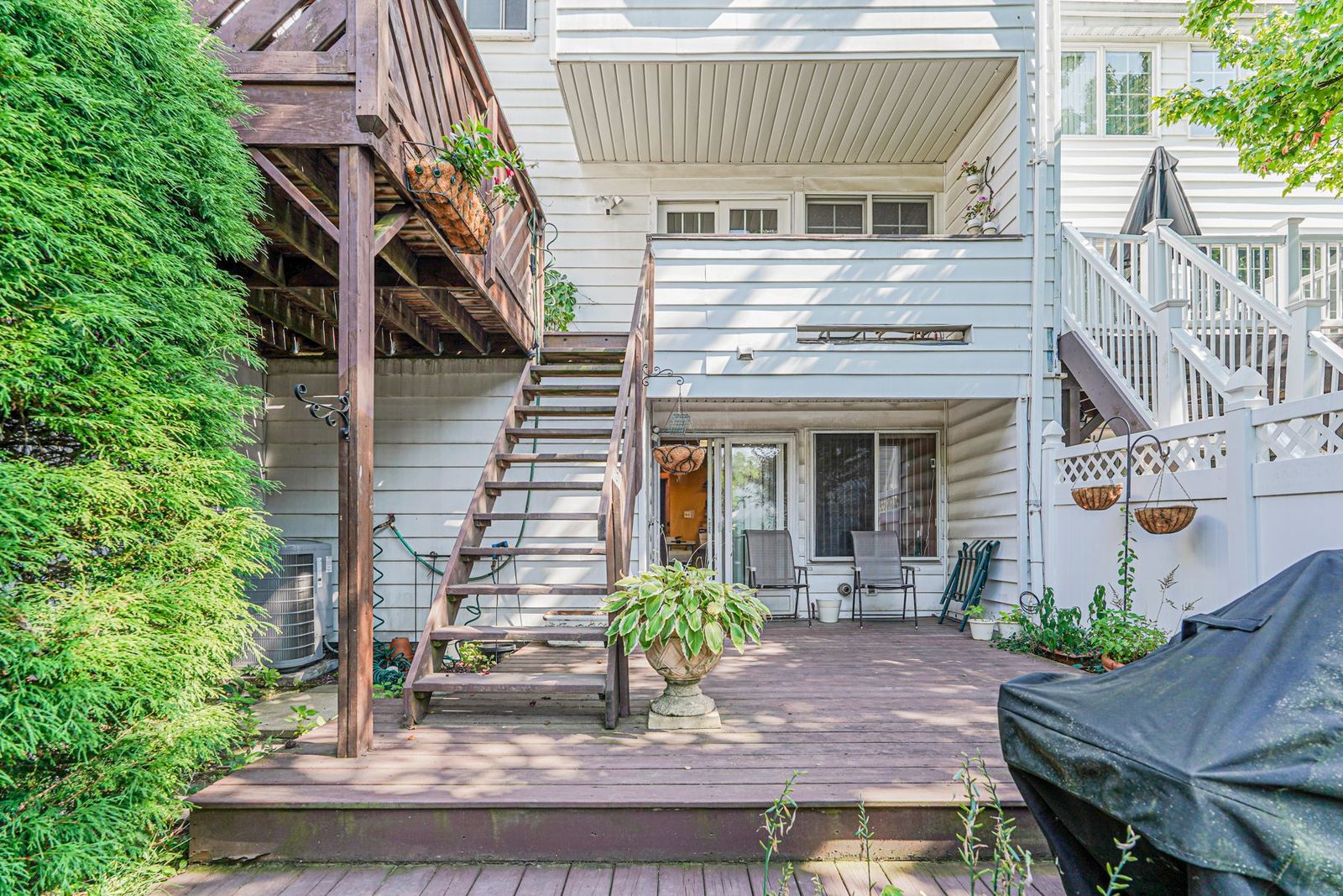 Staten Island, New York, 10312, United States, 4 Bedrooms Bedrooms, ,3 BathroomsBathrooms,Residential,For Sale,1980326