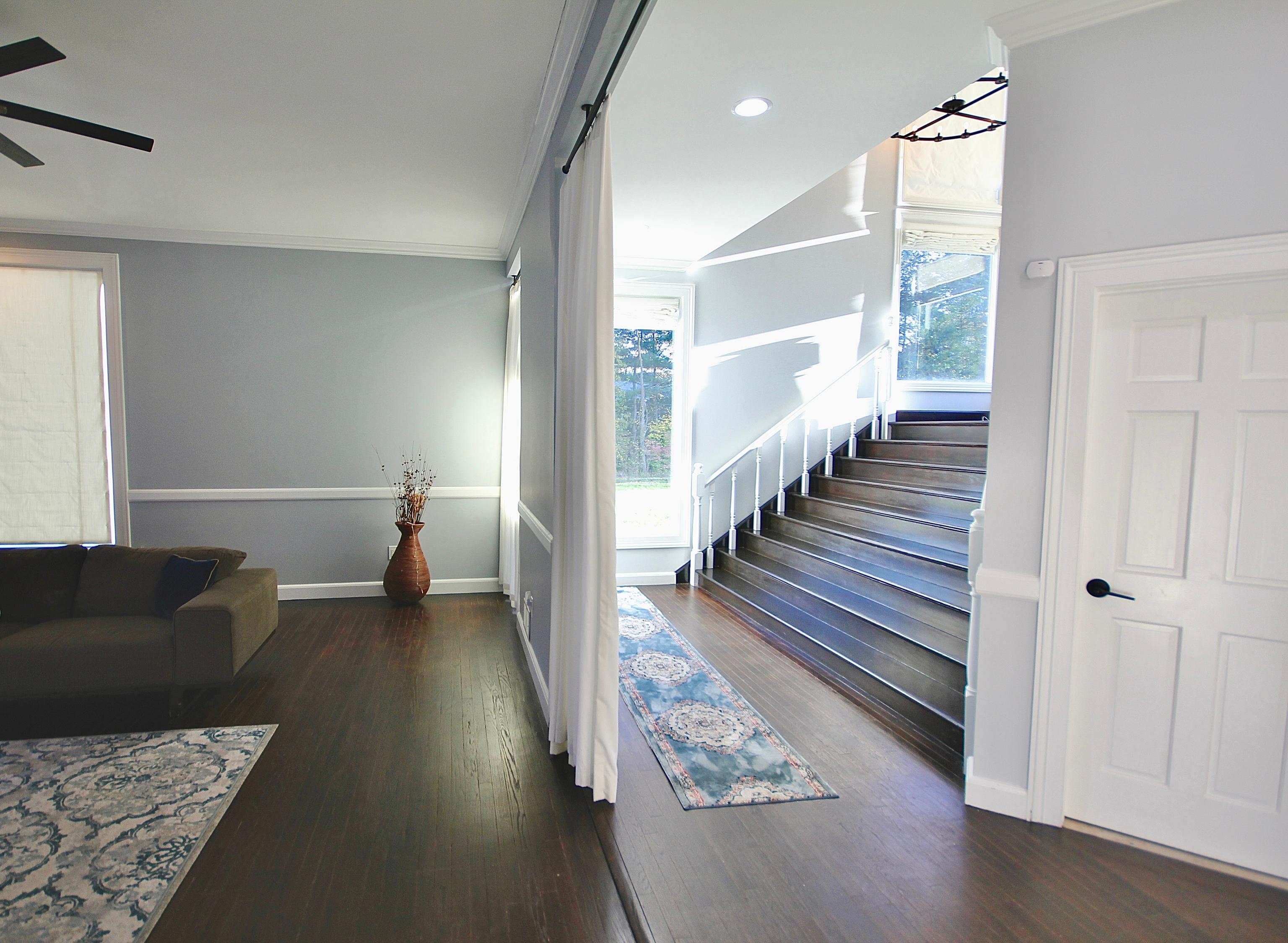 Norwalk, Connecticut, 06850, United States, 7 Bedrooms Bedrooms, ,6 BathroomsBathrooms,Residential,For Sale,1987442