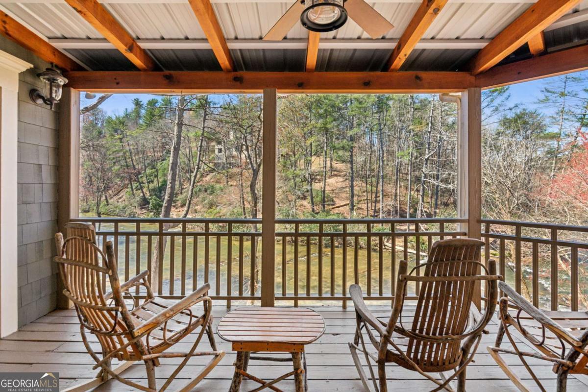 Ellijay, Georgia, 30536, United States, 5 Bedrooms Bedrooms, ,4 BathroomsBathrooms,Residential,For Sale,1880037