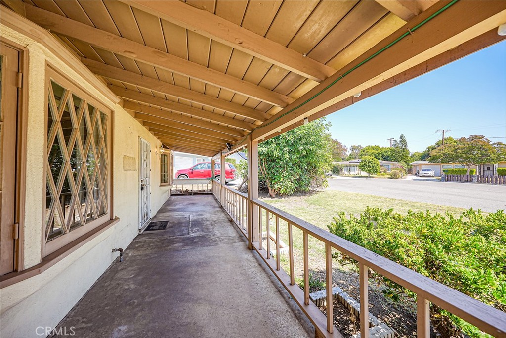 Glendora, California, 91741, United States, 2 Bedrooms Bedrooms, ,1 BathroomBathrooms,Residential,For Sale,2049163