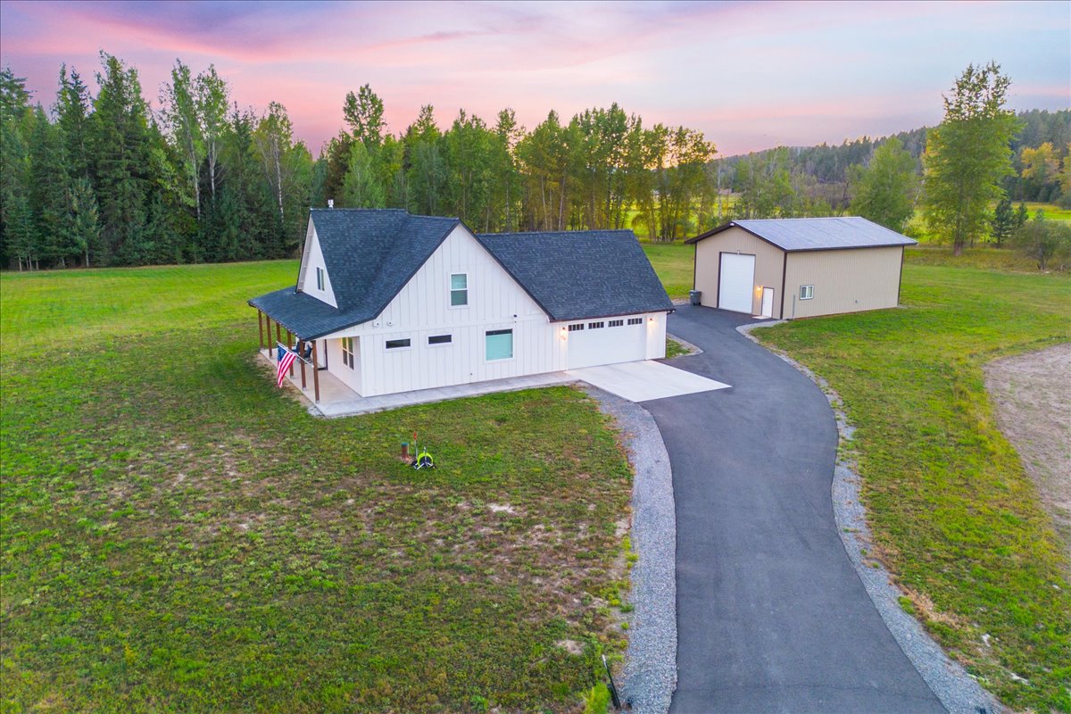 Sagle, Idaho, 83860, United States, 4 Bedrooms Bedrooms, ,3 BathroomsBathrooms,Residential,For Sale,1824083
