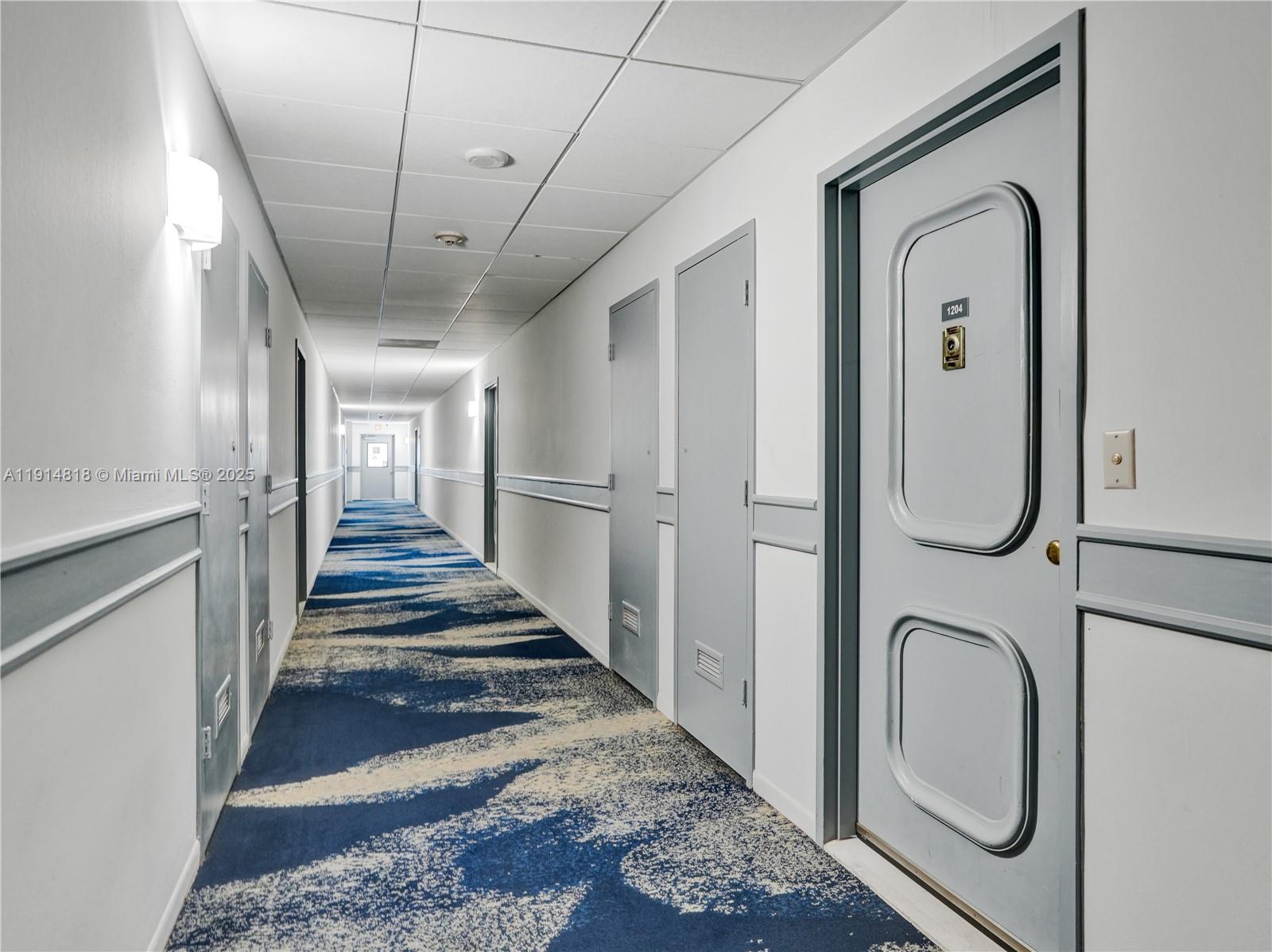 Hollywood, Florida, 33021, United States, 2 Bedrooms Bedrooms, ,3 BathroomsBathrooms,Residential,For Sale,1997464