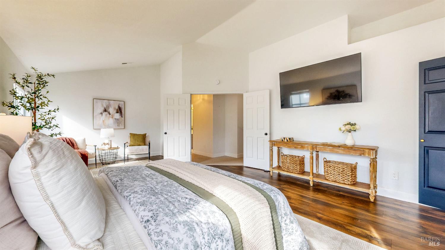 Santa Rosa, California, 95403, United States, 3 Bedrooms Bedrooms, ,3 BathroomsBathrooms,Residential,For Sale,1979353