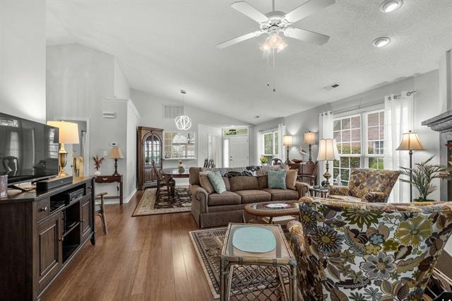 North Myrtle Beach, South Carolina, 29585, United States, 3 Bedrooms Bedrooms, ,2 BathroomsBathrooms,Residential,For Sale,1977673