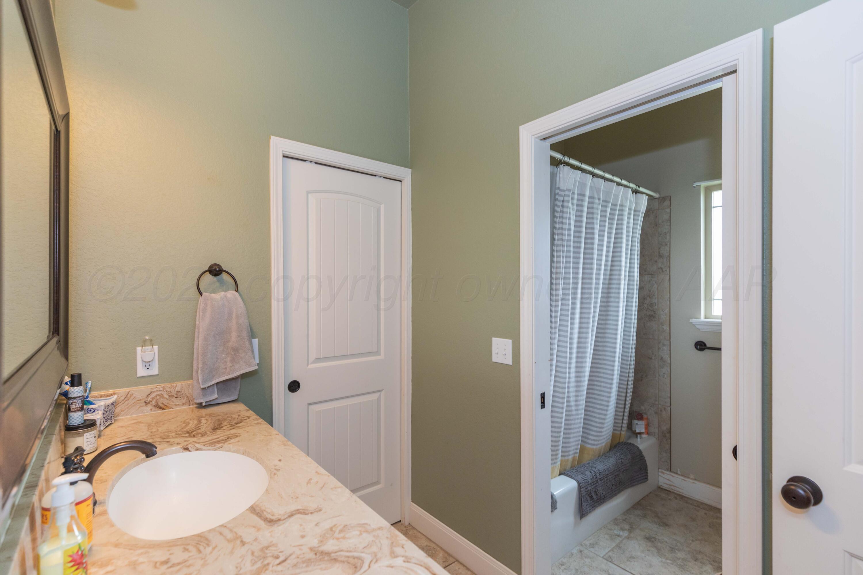 Amarillo, Texas, 79119, United States, 3 Bedrooms Bedrooms, ,2 BathroomsBathrooms,Residential,For Sale,1876381