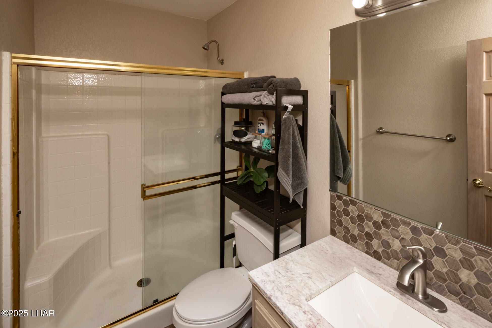 Lake Havasu City, Arizona, 86406, United States, 5 Bedrooms Bedrooms, ,4 BathroomsBathrooms,Residential,For Sale,1766464