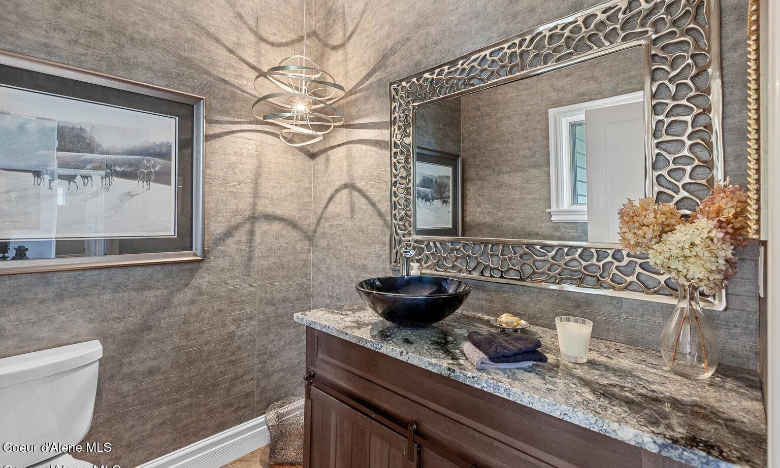 Hayden Lake, Idaho, 83835, United States, 4 Bedrooms Bedrooms, ,5 BathroomsBathrooms,Residential,For Sale,1990464