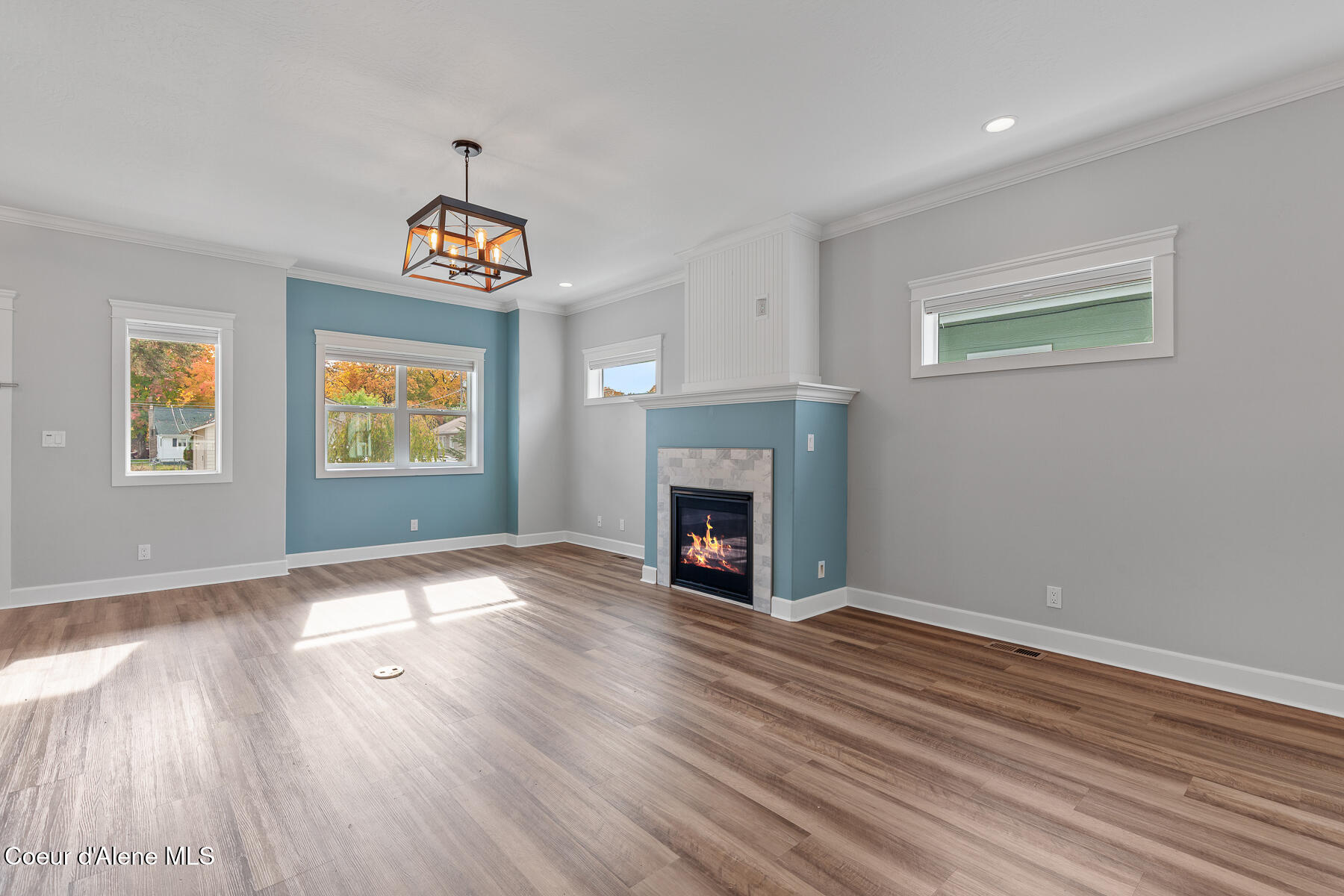 Coeur d'Alene, Idaho, 83814, United States, 3 Bedrooms Bedrooms, ,4 BathroomsBathrooms,Residential,For Sale,1976141