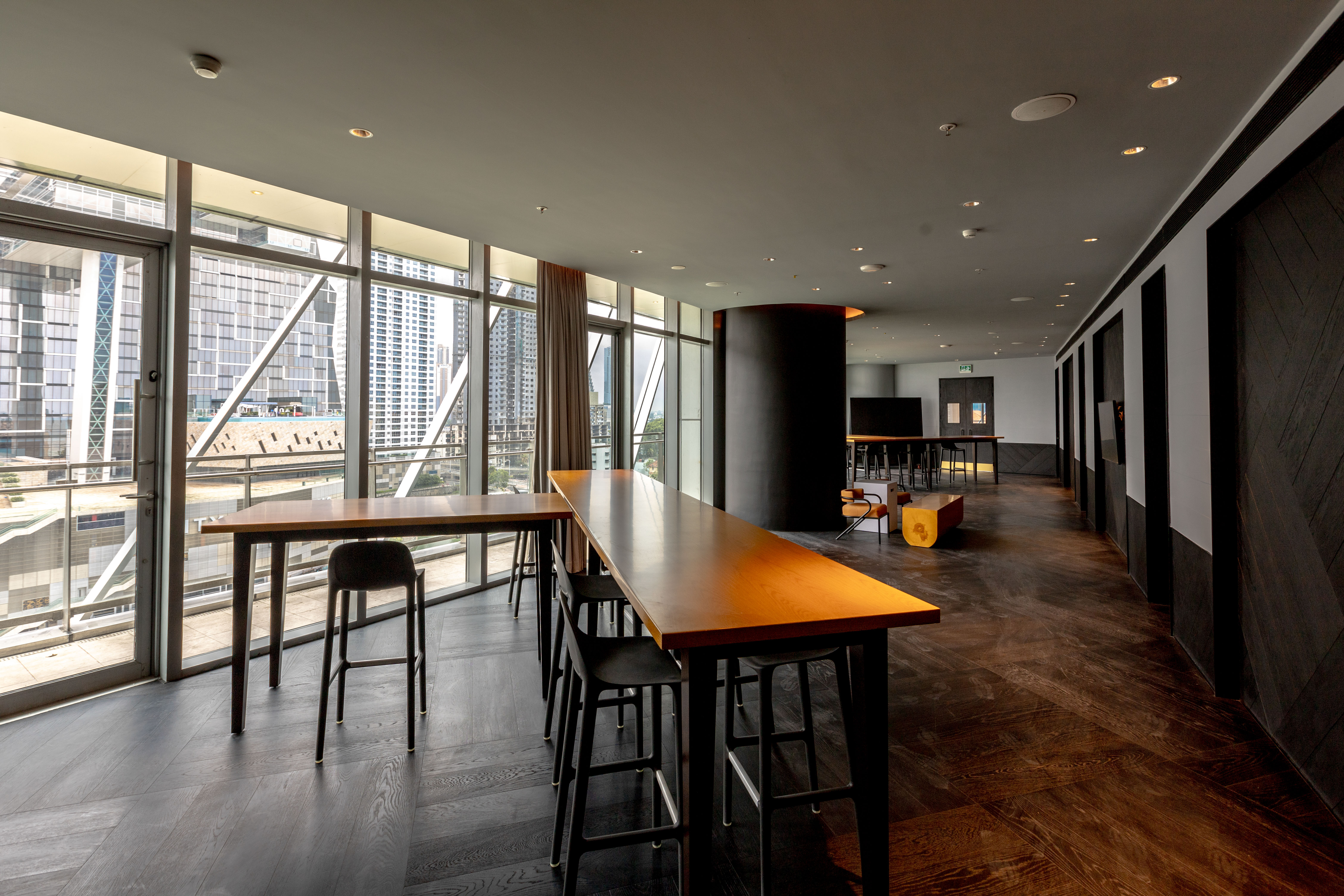  Sky Mansion on 17th floor with ocean view at Sapphire Residences - 物件實景
