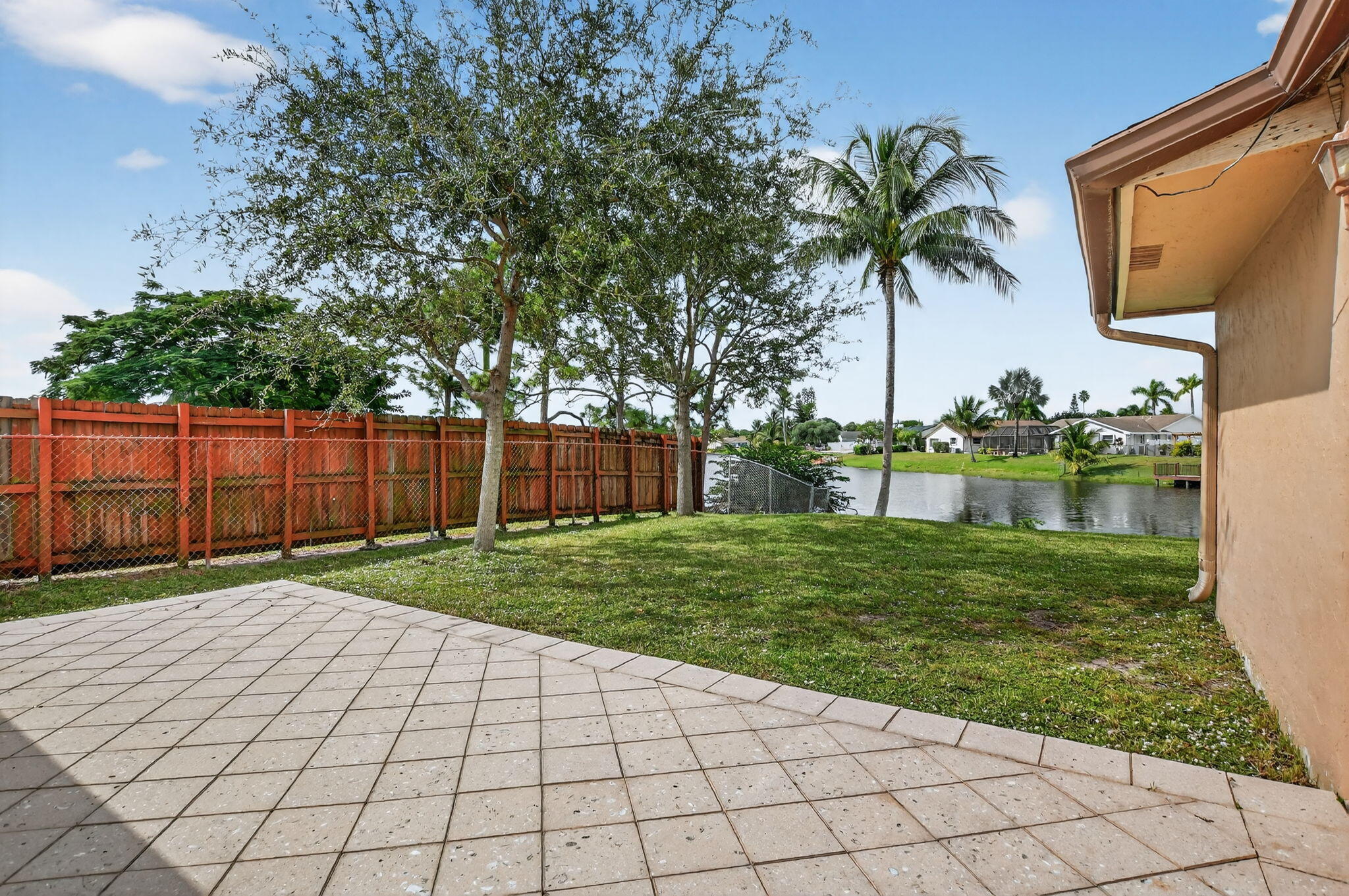 Deerfield Beach, Florida, 33442, United States, 3 Bedrooms Bedrooms, ,2 BathroomsBathrooms,Residential,For Sale,1989496