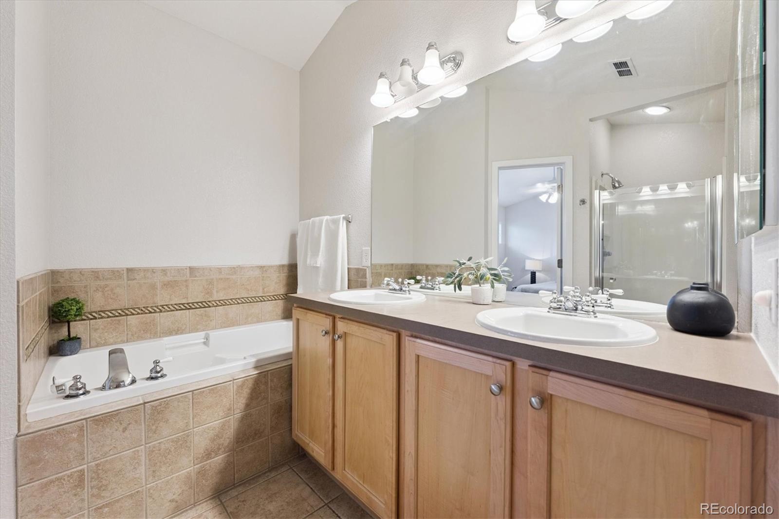 Broomfield, Colorado, 80023, United States, 3 Bedrooms Bedrooms, ,3 BathroomsBathrooms,Residential,For Sale,1939215