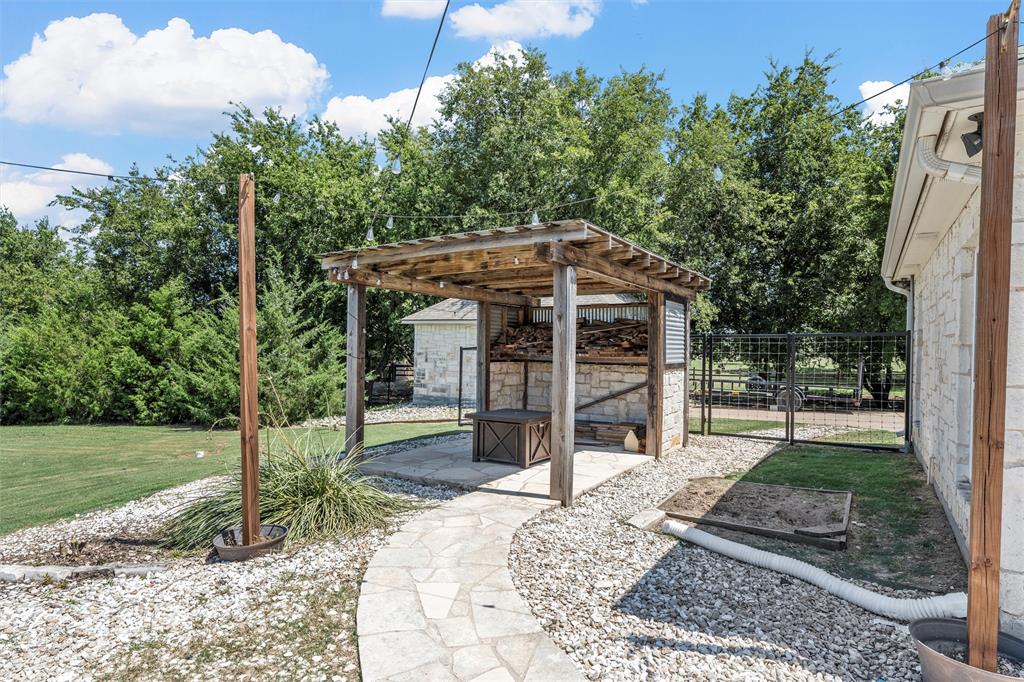 Lorena, Texas, 76655, United States, 4 Bedrooms Bedrooms, ,4 BathroomsBathrooms,Residential,For Sale,1906757