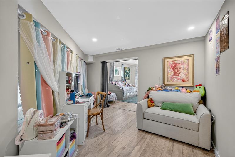 Oakland Park, Florida, 33334, United States, 3 Bedrooms Bedrooms, ,2 BathroomsBathrooms,Residential,For Sale,1986297