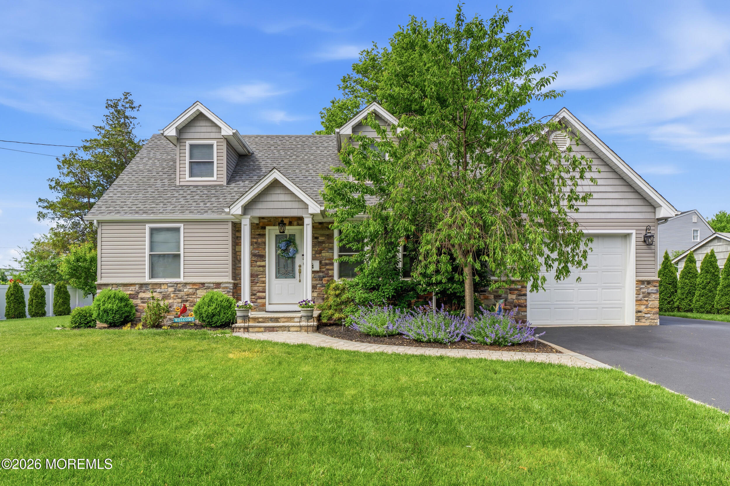 East Brunswick, New Jersey, 08816, United States, 4 Bedrooms Bedrooms, ,3 BathroomsBathrooms,Residential,For Sale,2049149