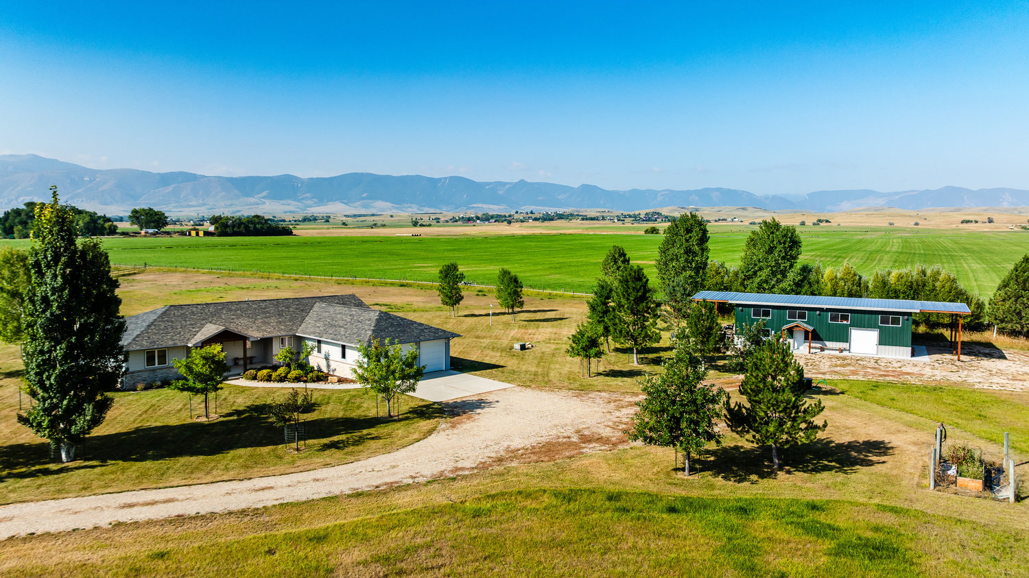 Sheridan, Wyoming, 82801, United States, 3 Bedrooms Bedrooms, ,2 BathroomsBathrooms,Residential,For Sale,1941292