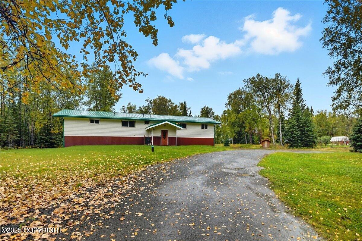 Soldotna, Alaska, 99669, United States, 4 Bedrooms Bedrooms, ,3 BathroomsBathrooms,Residential,For Sale,1982320