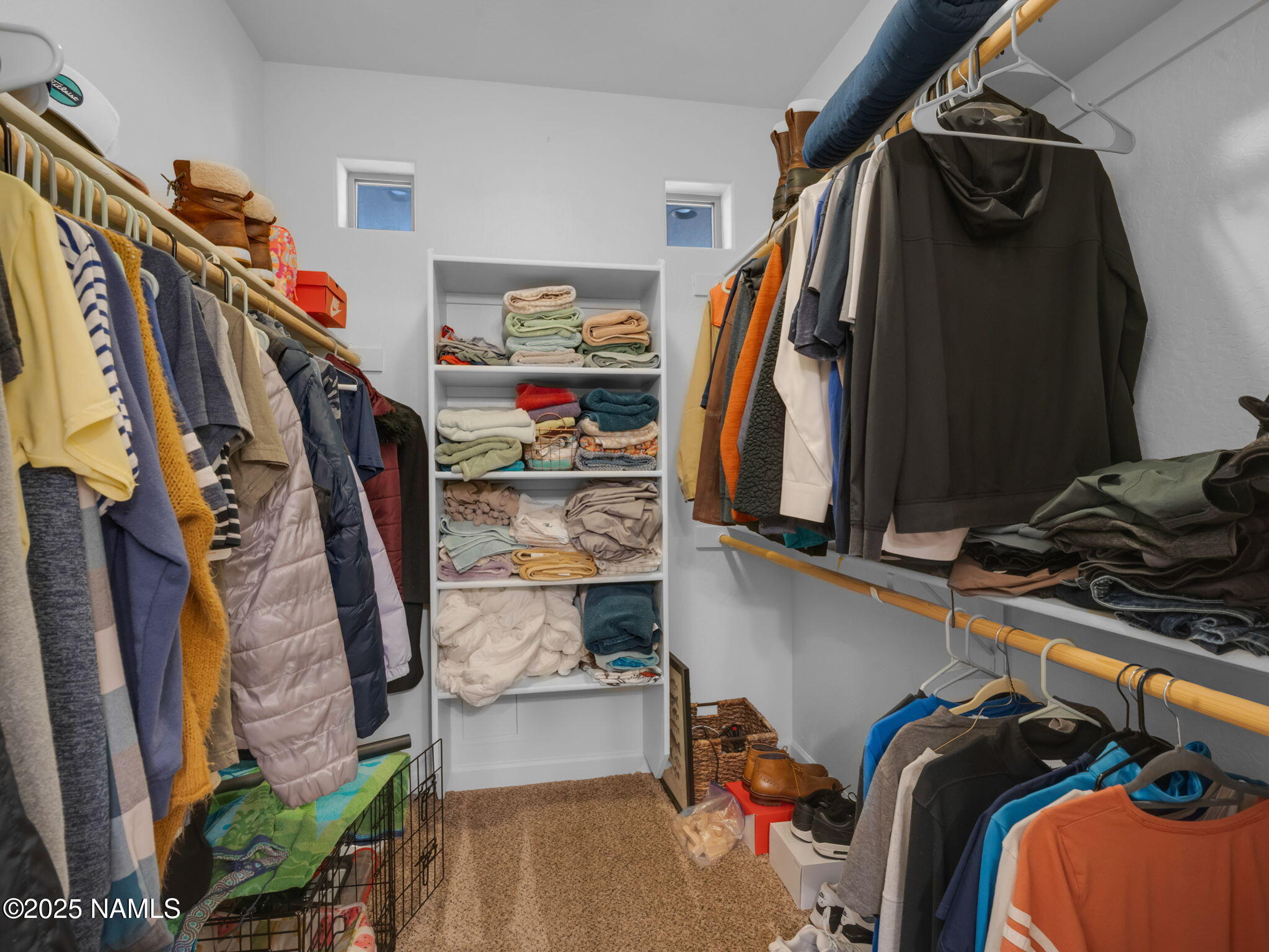 Flagstaff, Arizona, 86001, United States, 3 Bedrooms Bedrooms, ,3 BathroomsBathrooms,Residential,For Sale,1989174