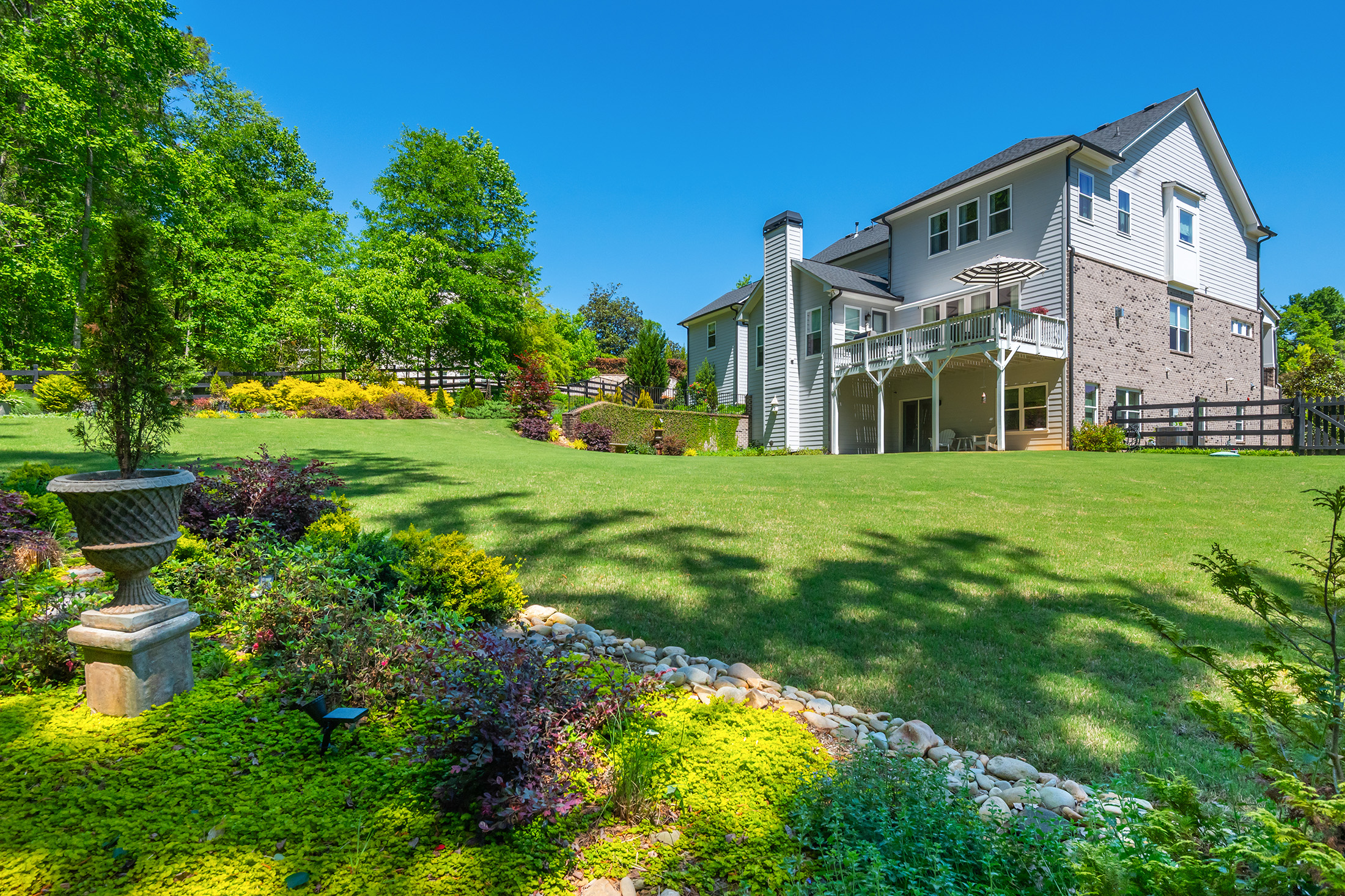  Welcome Home to this Impeccably maintained and Beautifully Appointed Estate - 物件實景