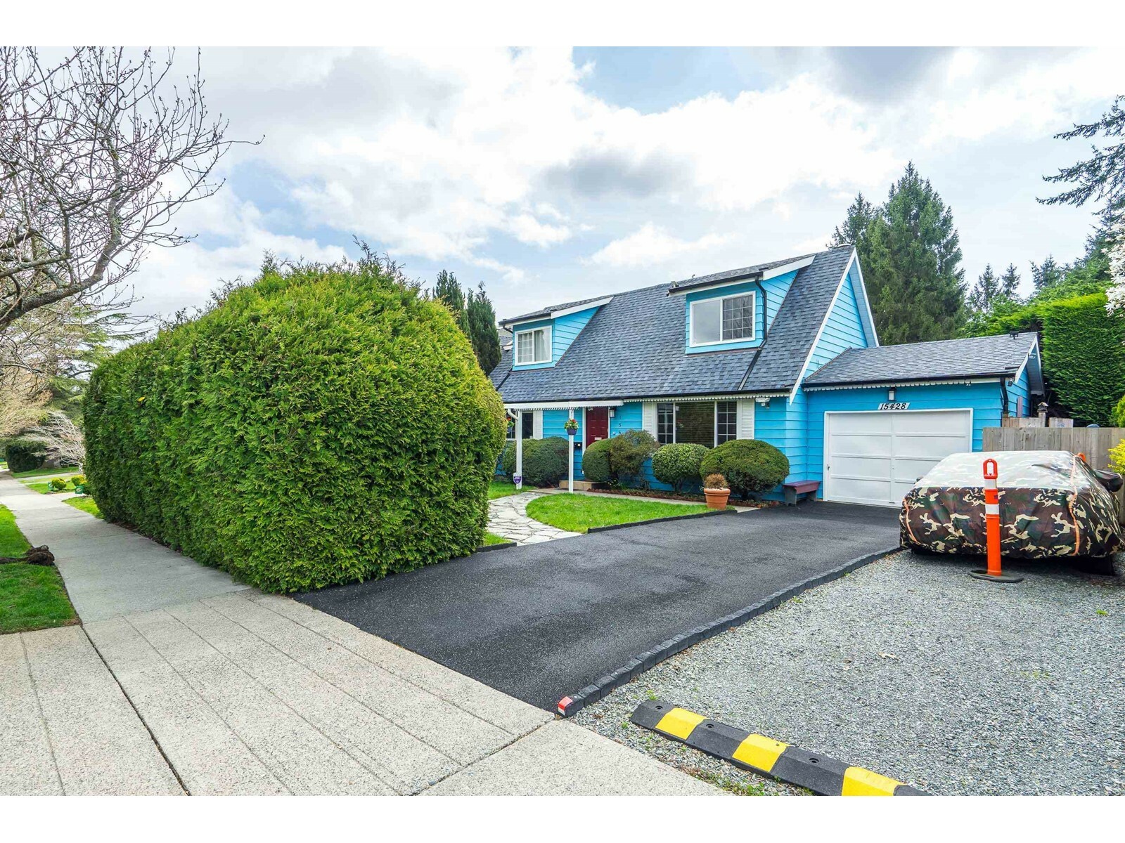 SURREY, British Columbia, V4A 5N3, CA, 3 Bedrooms Bedrooms, ,2 BathroomsBathrooms,Residential,For Sale,1838799