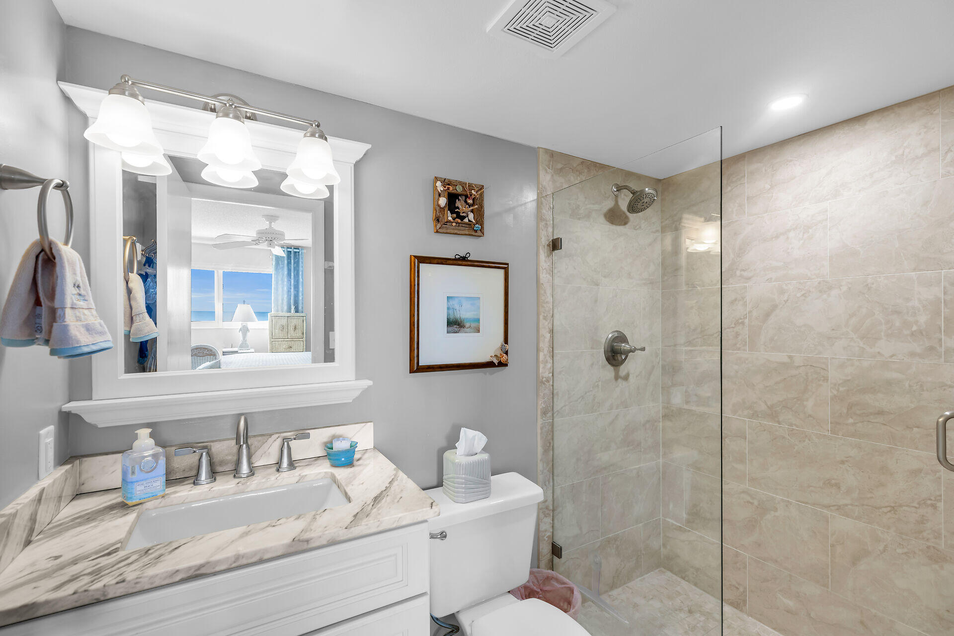 MARATHON, Florida, 33050, United States, 2 Bedrooms Bedrooms, ,2 BathroomsBathrooms,Residential,For Sale,1690703
