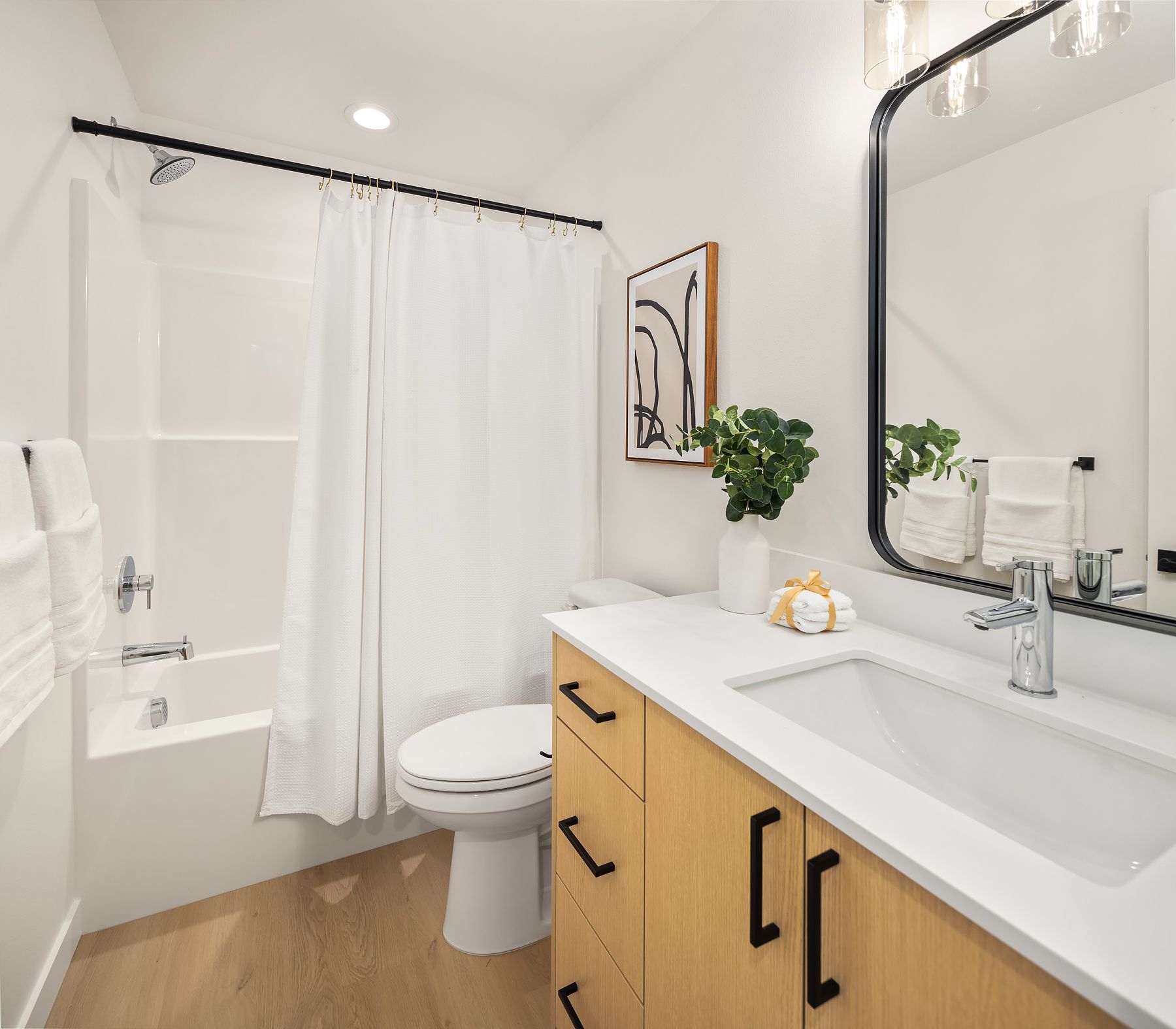  18015 2nd Ave NE Unit #B, Shoreline, WA 98177 - 物件實景