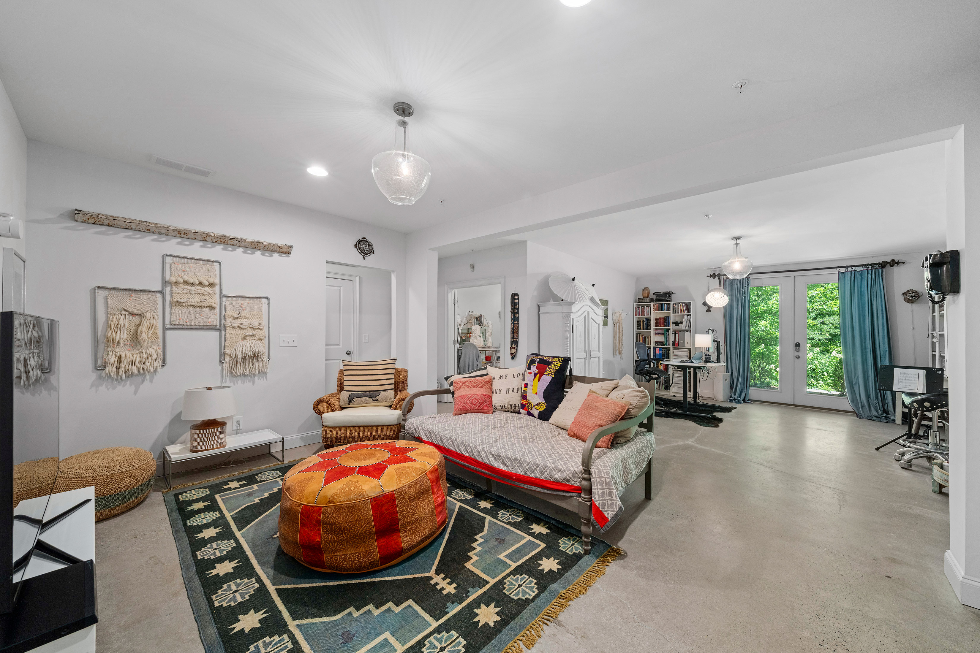  Ideally Positioned in Midwick, One of Alpharetta