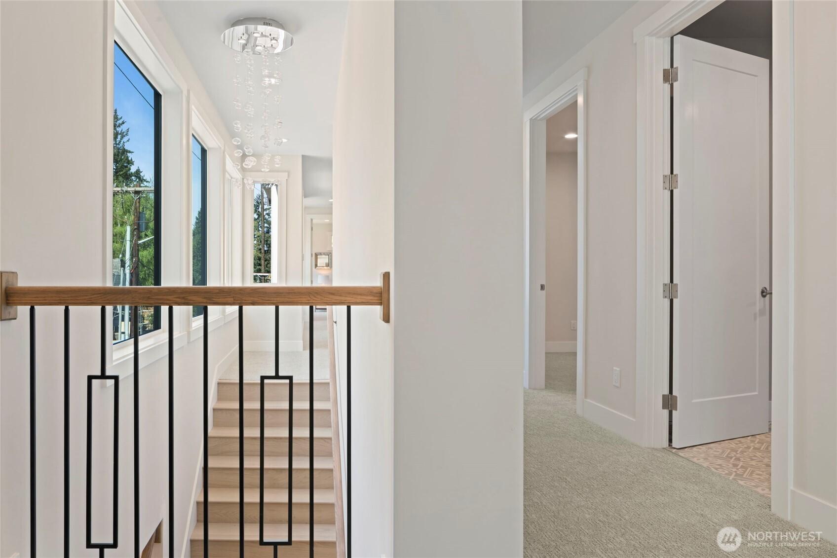 BELLEVUE, Washington, 98004, United States, 5 Bedrooms Bedrooms, ,5 BathroomsBathrooms,Residential,For Sale,1875592