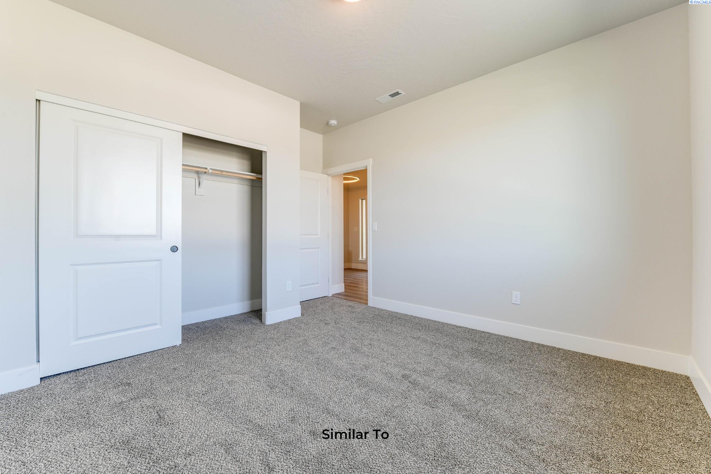 Kennewick, Washington, 99338, United States, 3 Bedrooms Bedrooms, ,1 BathroomBathrooms,Residential,For Sale,1954756