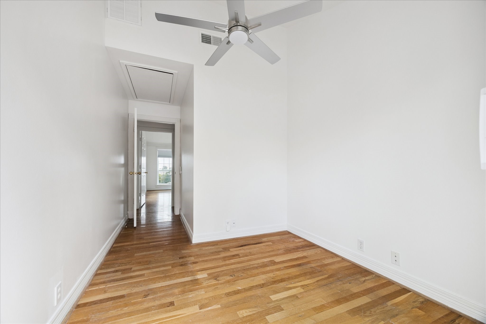  2506 Van Buren Street - 物件實景