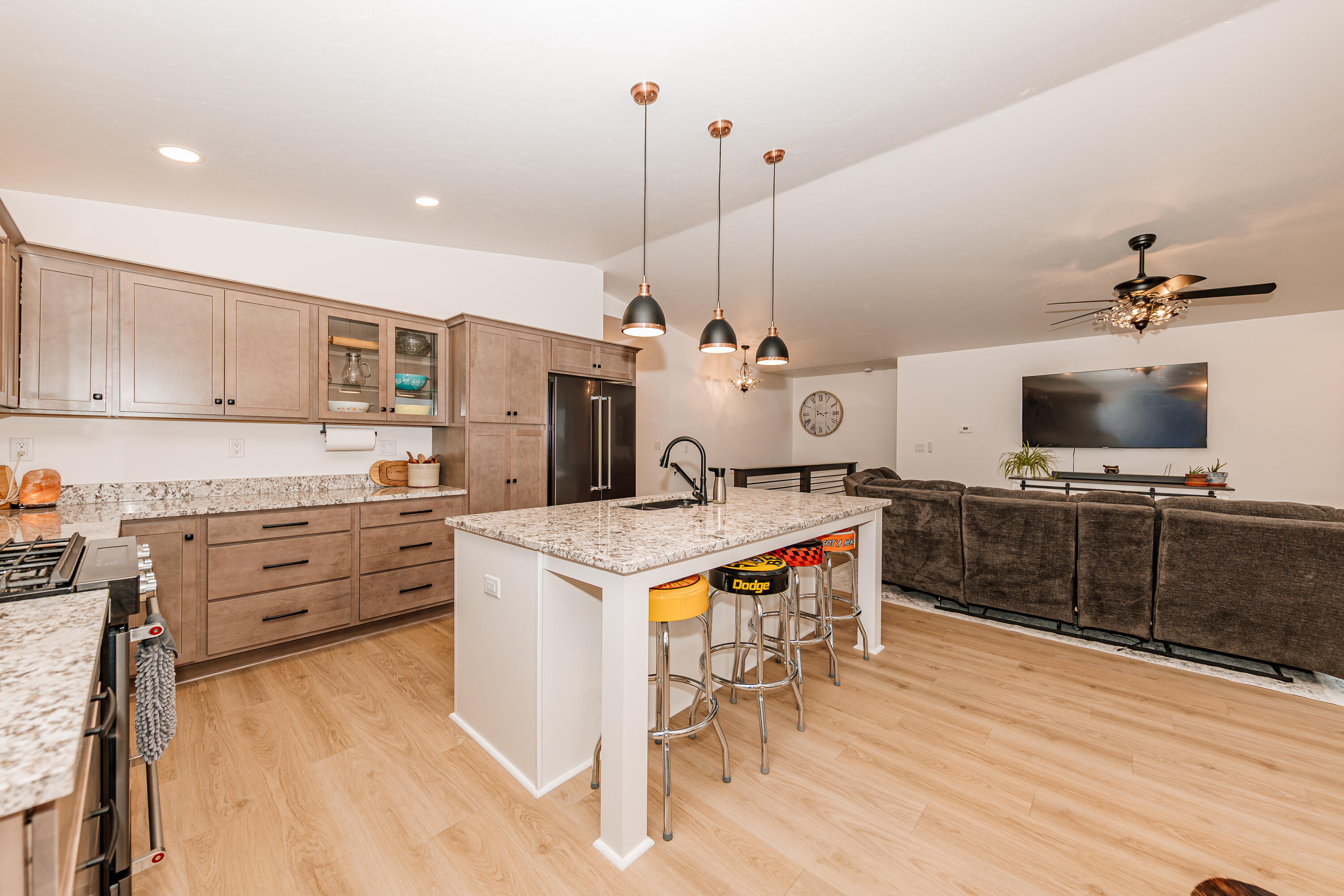 Random Lake, Wisconsin, 53075, United States, 3 Bedrooms Bedrooms, ,2 BathroomsBathrooms,Residential,For Sale,1990952