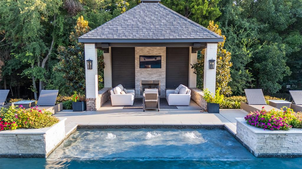 Midlothian, Texas, 76065, United States, 4 Bedrooms Bedrooms, ,5 BathroomsBathrooms,Residential,For Sale,1983532