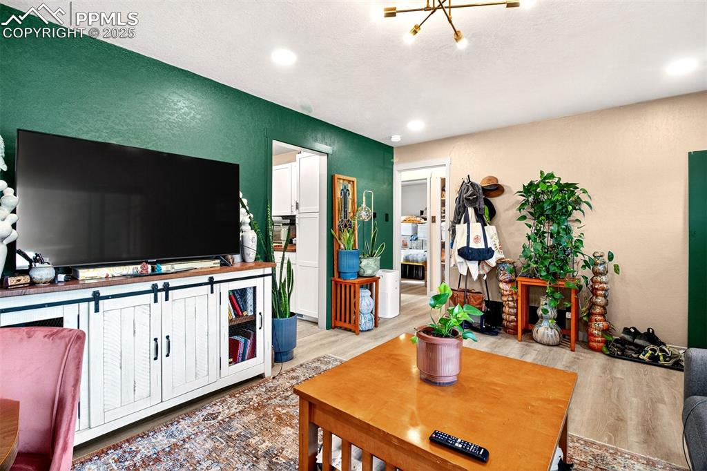 Colorado Springs, Colorado, 80904, United States, ,Residential,For Sale,1972631