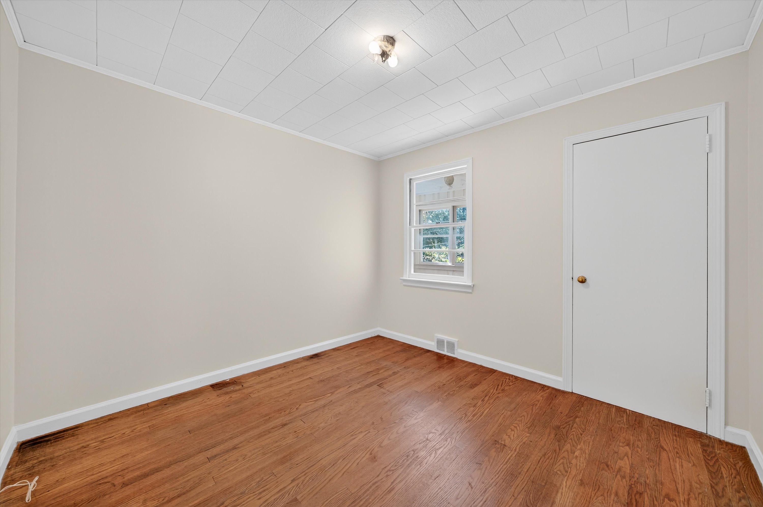 Monroe, New York, 10950, United States, 3 Bedrooms Bedrooms, ,2 BathroomsBathrooms,Residential,For Sale,1983456