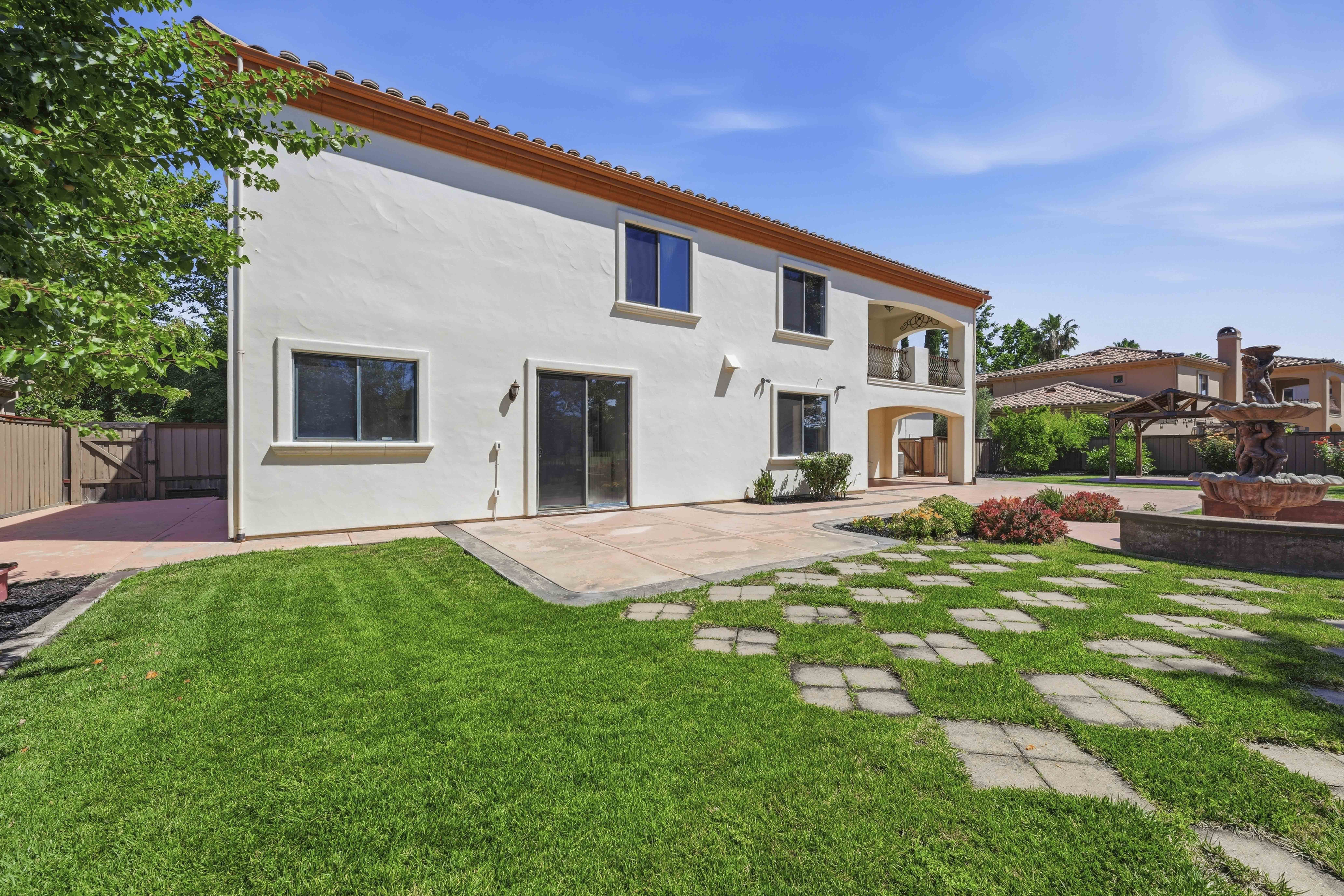  8587 Indianwood Lane, Roseville, CA 95747 - 物件實景