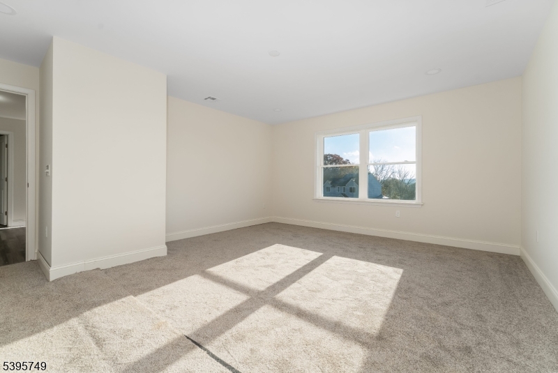 Washington Boro, New Jersey, 07882, United States, 4 Bedrooms Bedrooms, ,3 BathroomsBathrooms,Residential,For Sale,1987811