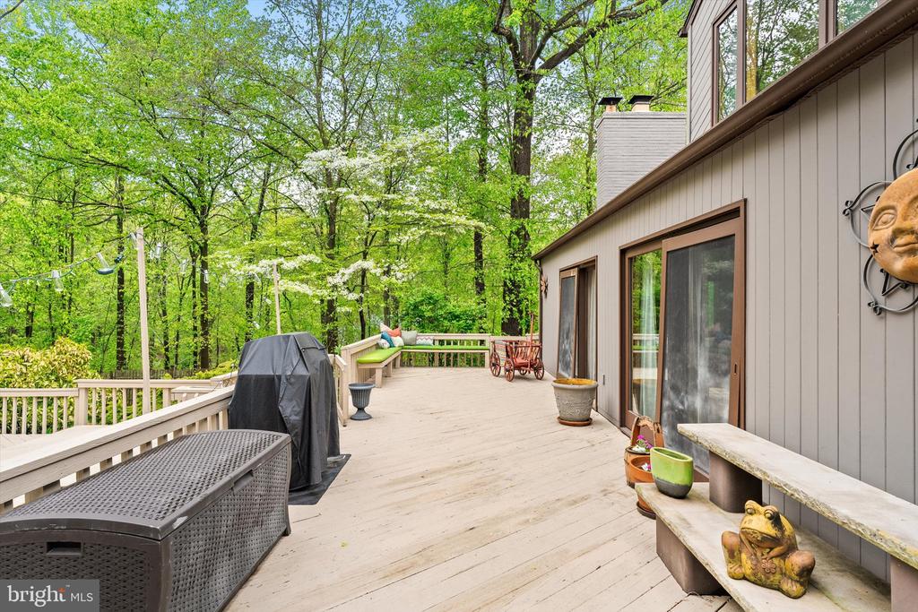 Wrightstown, New Jersey, 08562, United States, 5 Bedrooms Bedrooms, ,4 BathroomsBathrooms,Residential,For Sale,2048850