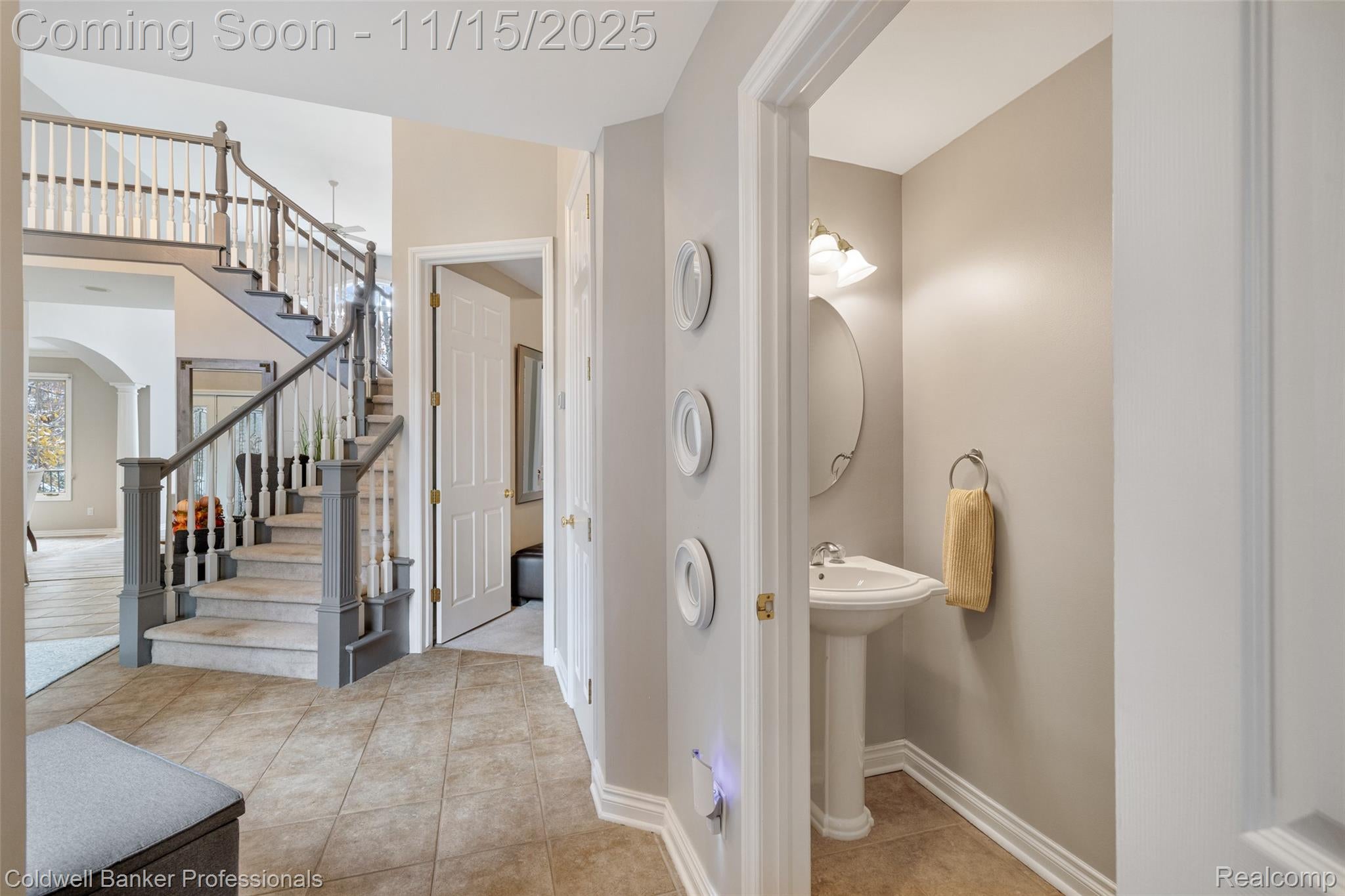 Clarkston, Michigan, 48348, United States, 4 Bedrooms Bedrooms, ,4 BathroomsBathrooms,Residential,For Sale,1992858