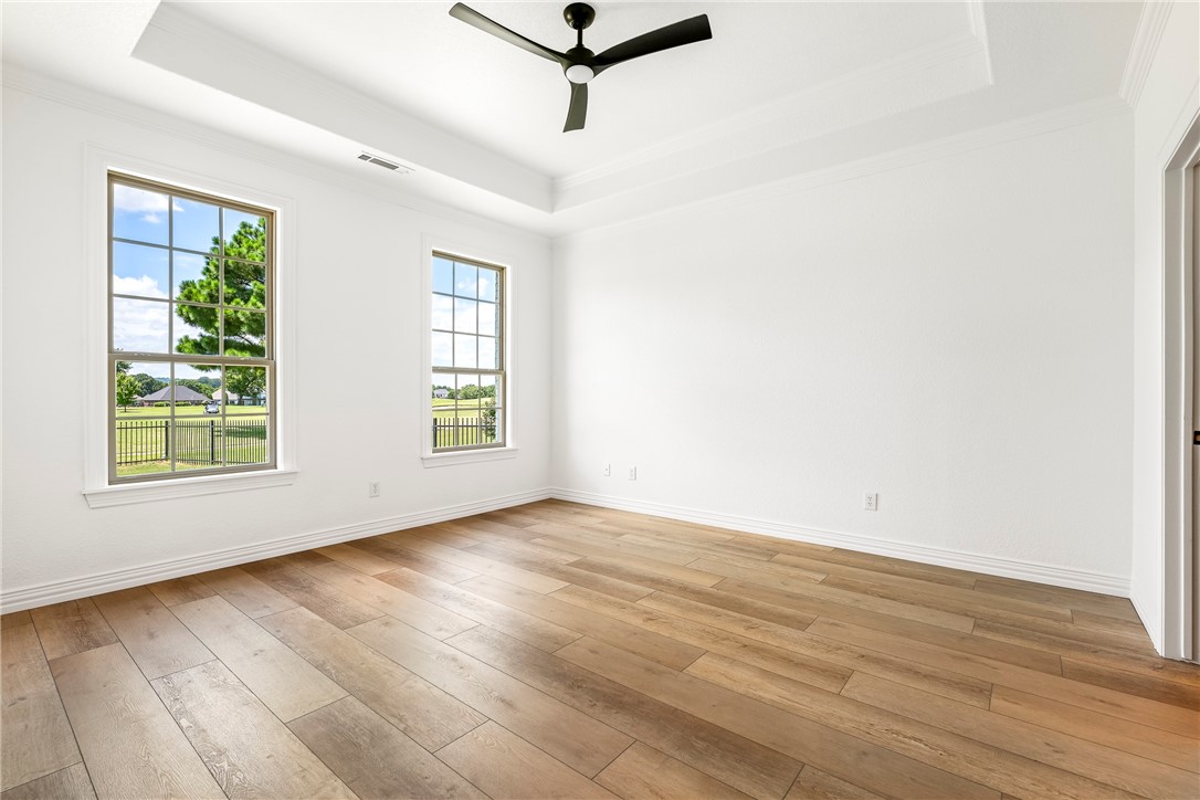 Fayetteville, Arkansas, 72701, United States, 4 Bedrooms Bedrooms, ,3 BathroomsBathrooms,Residential,For Sale,1907520