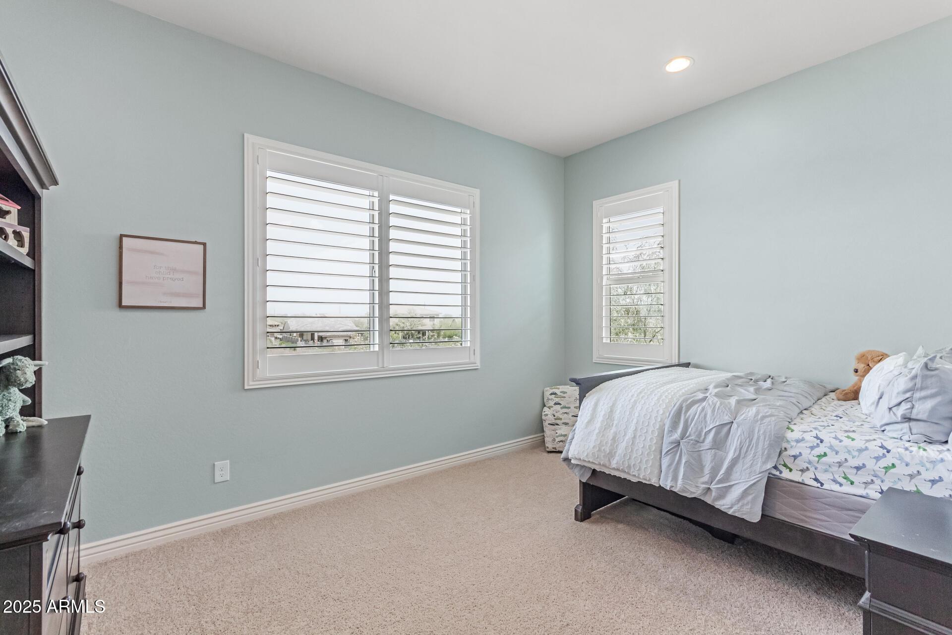 Phoenix, Arizona, 85050, United States, 5 Bedrooms Bedrooms, ,4 BathroomsBathrooms,Residential,For Sale,1980478