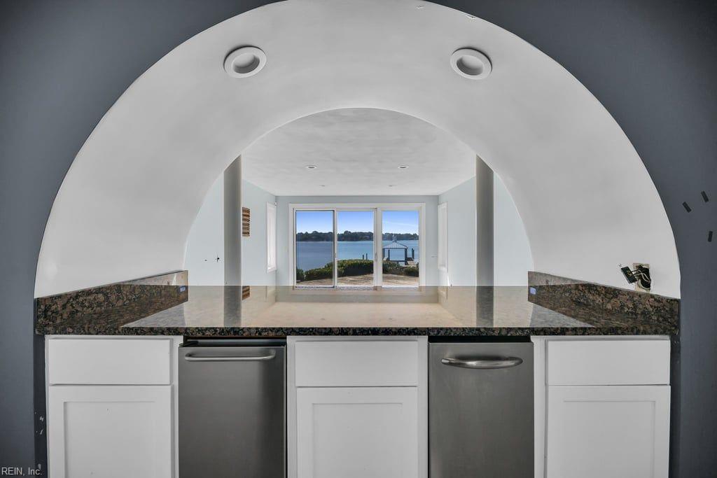 Portsmouth, Virginia, 23703, United States, 4 Bedrooms Bedrooms, ,4 BathroomsBathrooms,Residential,For Sale,1921206