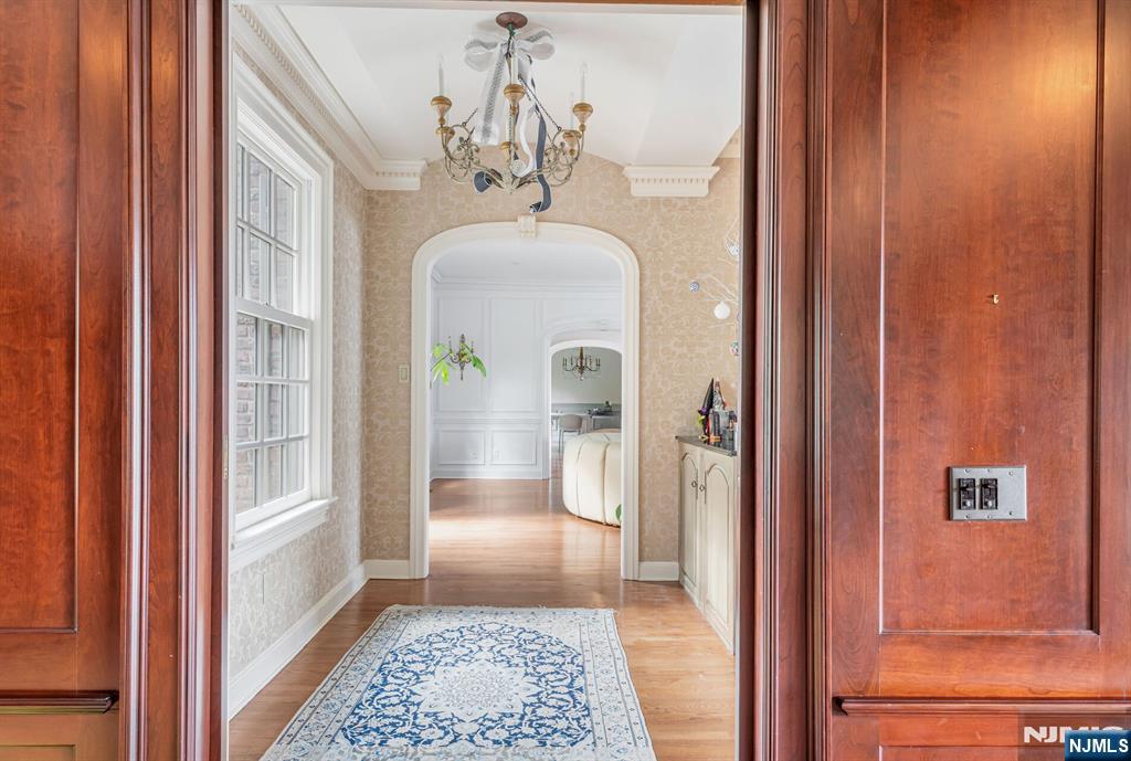 Franklin Lakes, New Jersey, 07417, United States, 6 Bedrooms Bedrooms, ,7 BathroomsBathrooms,Residential,For Sale,1903757