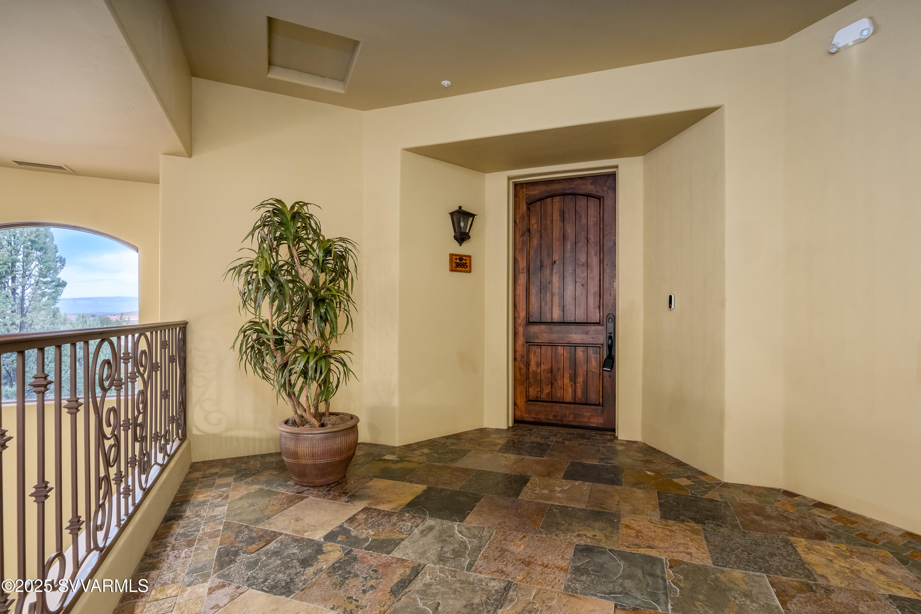 Sedona, Arizona, 86336, United States, 2 Bedrooms Bedrooms, ,2 BathroomsBathrooms,Residential,For Sale,1713123