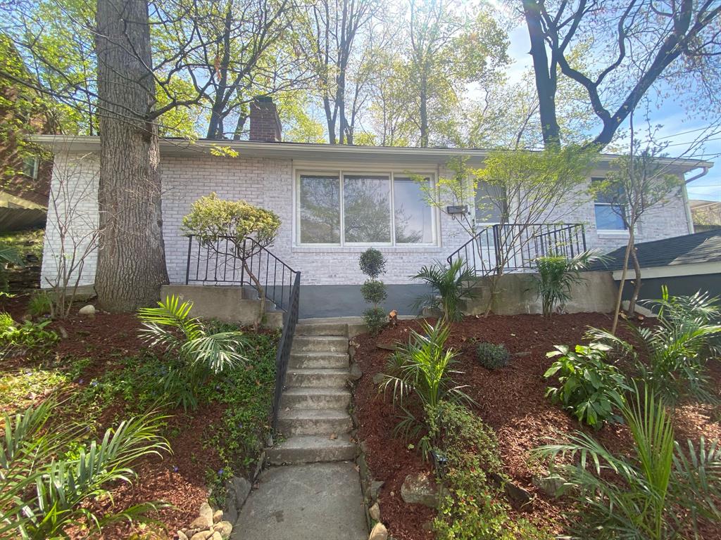 Yonkers, New York, 10705, United States, 3 Bedrooms Bedrooms, ,1 BathroomBathrooms,Residential,For Sale,1944966