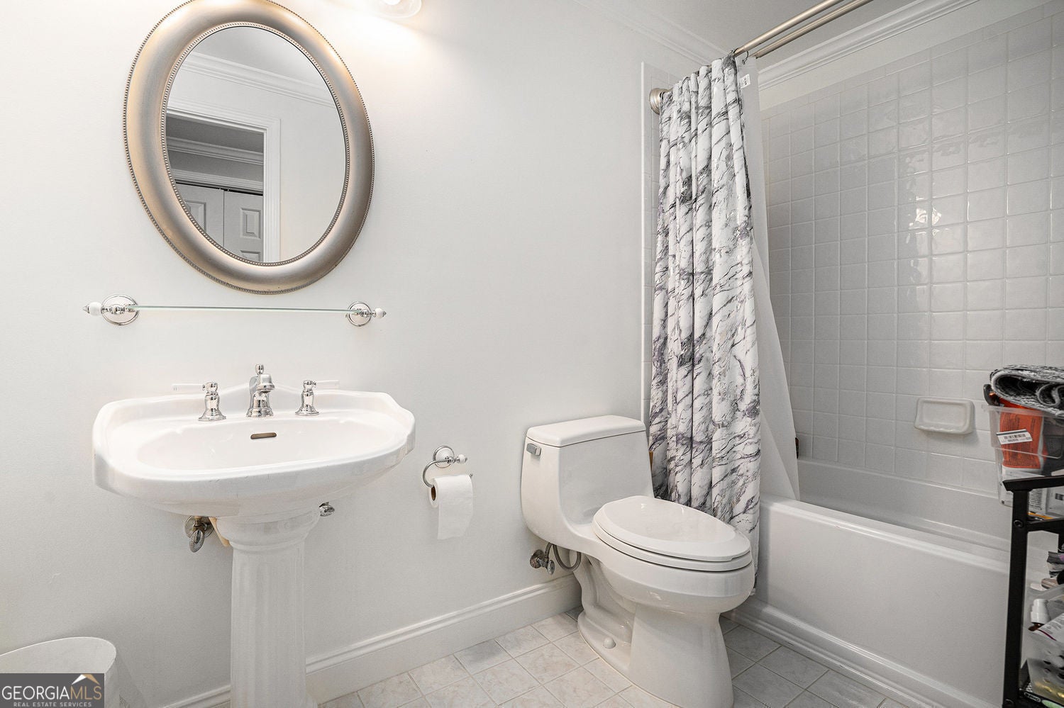 Johns Creek, Georgia, 30022, United States, 5 Bedrooms Bedrooms, ,4 BathroomsBathrooms,Residential,For Sale,1985826