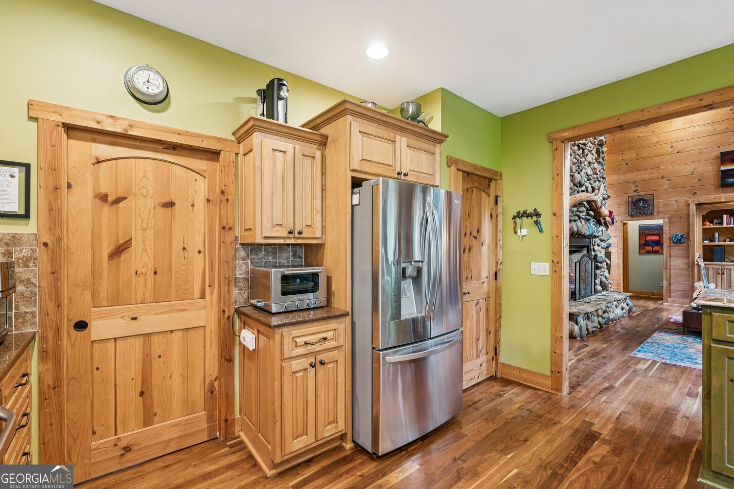 Ellijay, Georgia, 30540, United States, 3 Bedrooms Bedrooms, ,4 BathroomsBathrooms,Residential,For Sale,1952403