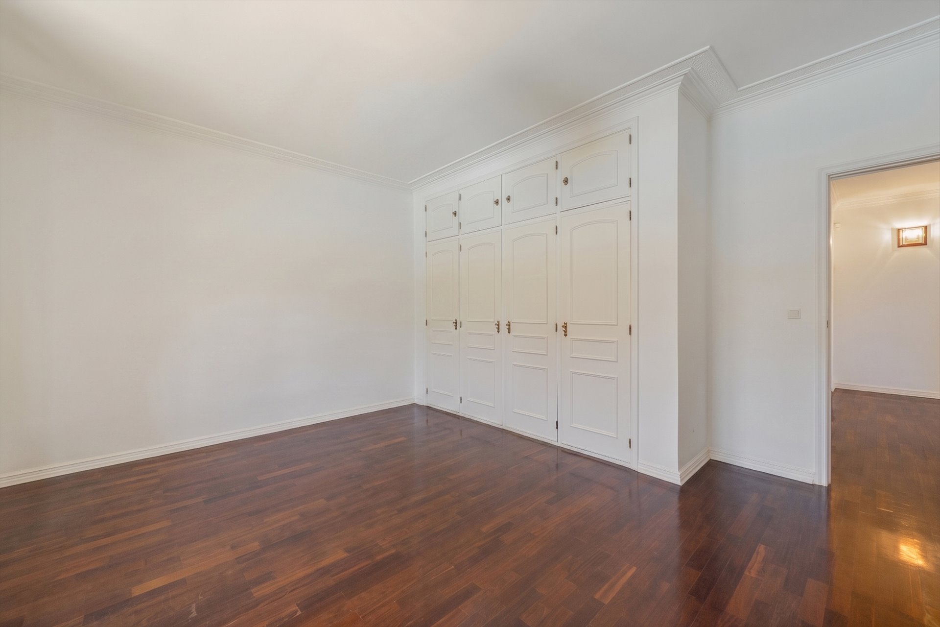  Detached house, 6 bedrooms, for Sale - 物件實景