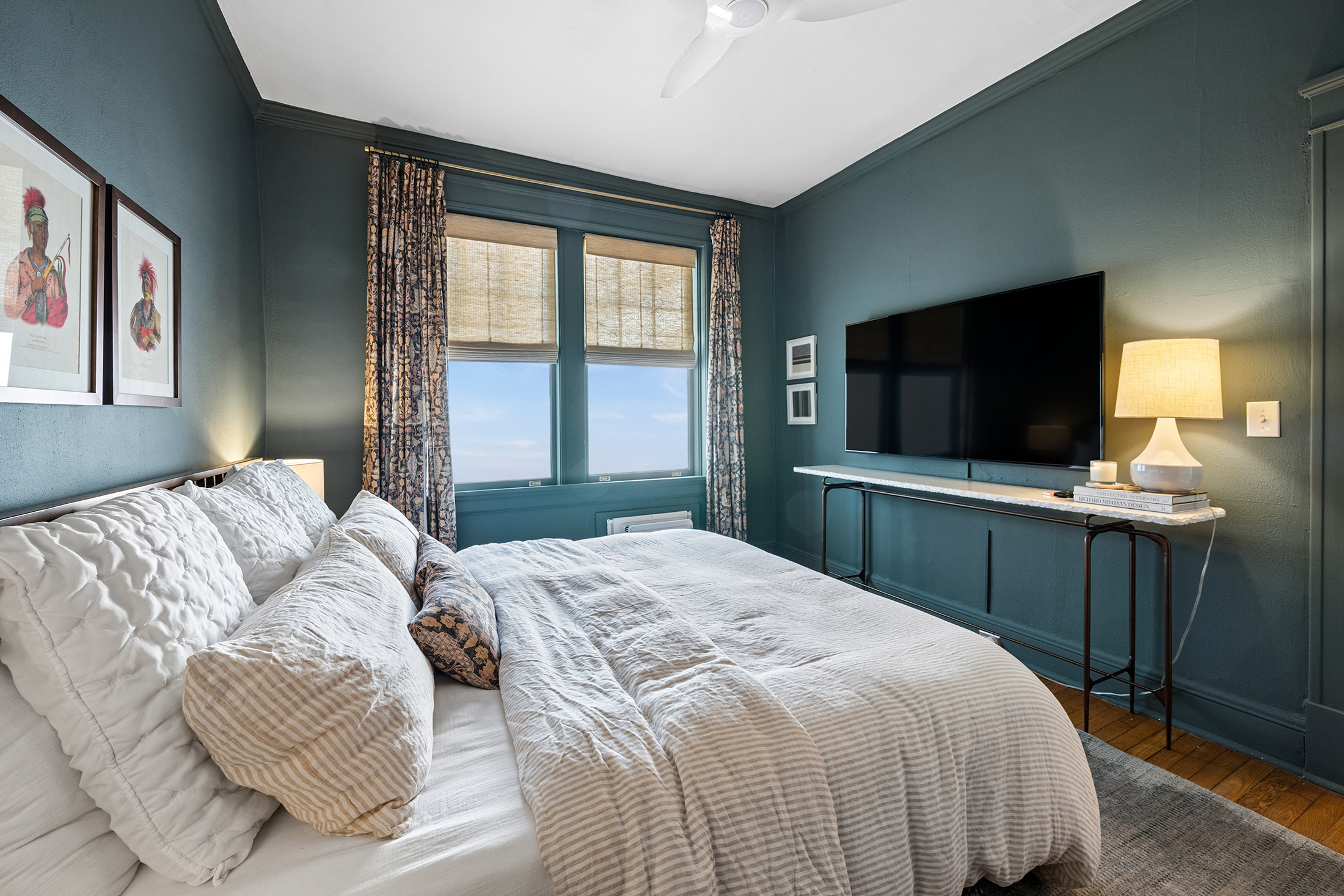  Beautifully Renovated Corner Unit in an Intimate Historic Boutique Building - 物件實景