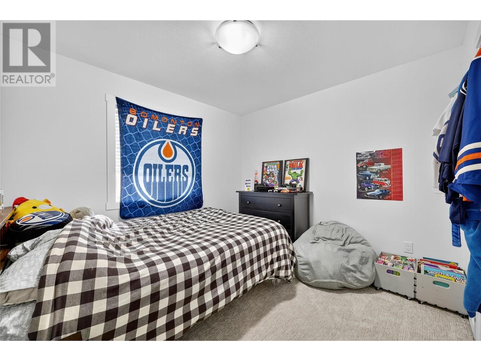 KELOWNA, British Columbia, V1W 4X9, CA, 4 Bedrooms Bedrooms, ,3 BathroomsBathrooms,Residential,For Sale,1898520