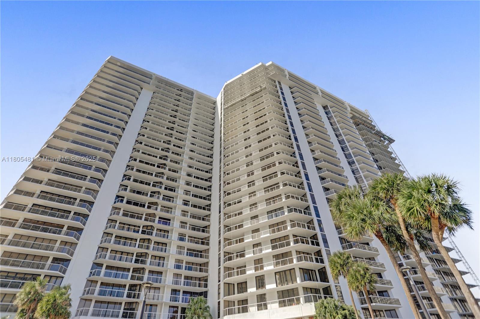 Aventura, Florida, 33180, United States, 2 Bedrooms Bedrooms, ,2 BathroomsBathrooms,Residential,For Sale,1827692