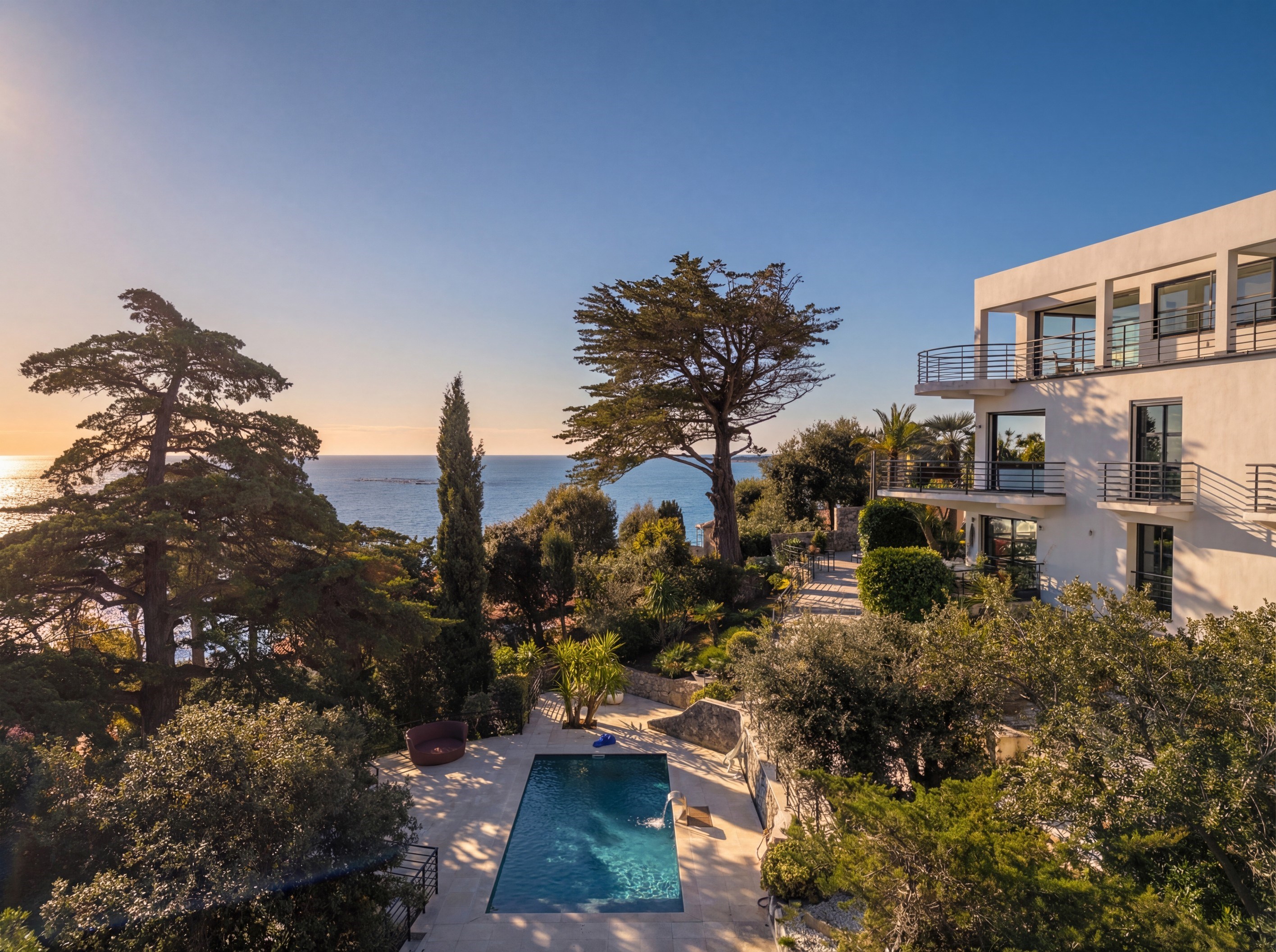  Cannes Californie villa 300 sqm sea view Cap d’Antibes 6 bedroom pool guest apa… - 物件實景